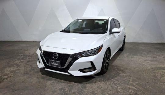 Nissan • Sentra