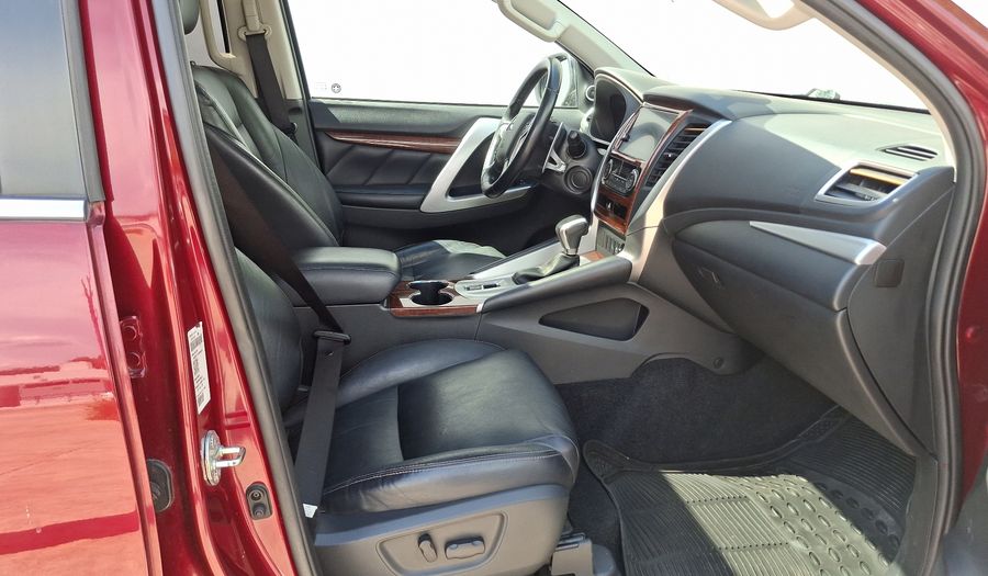 Mitsubishi Montero 3.0 SPORT ADVANCE 4WD Suv 2019