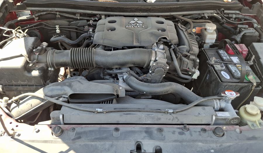 Mitsubishi Montero 3.0 SPORT ADVANCE 4WD Suv 2019