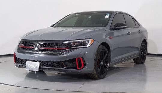 Volkswagen • Jetta