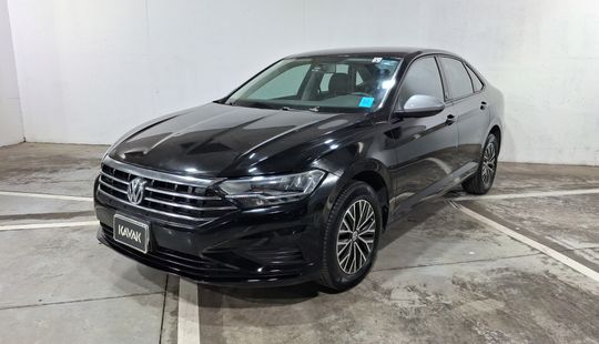 Volkswagen • Jetta