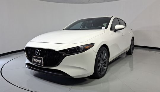 Mazda • Mazda 3