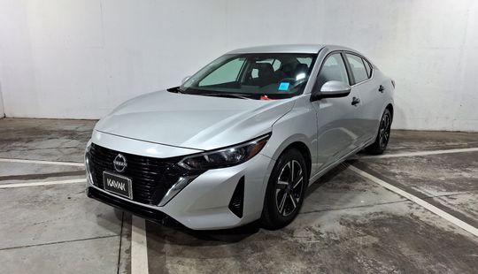 Nissan • Sentra