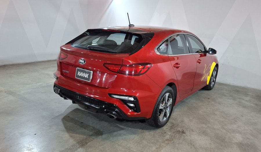 Kia Forte 2.0 EX Hatchback 2019