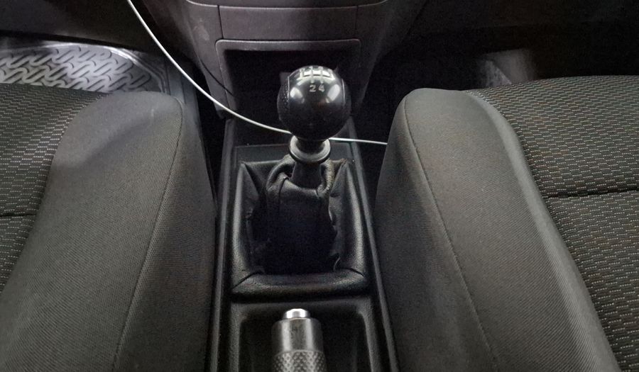 Chevrolet Aveo 1.6 MT A Sedan 2013