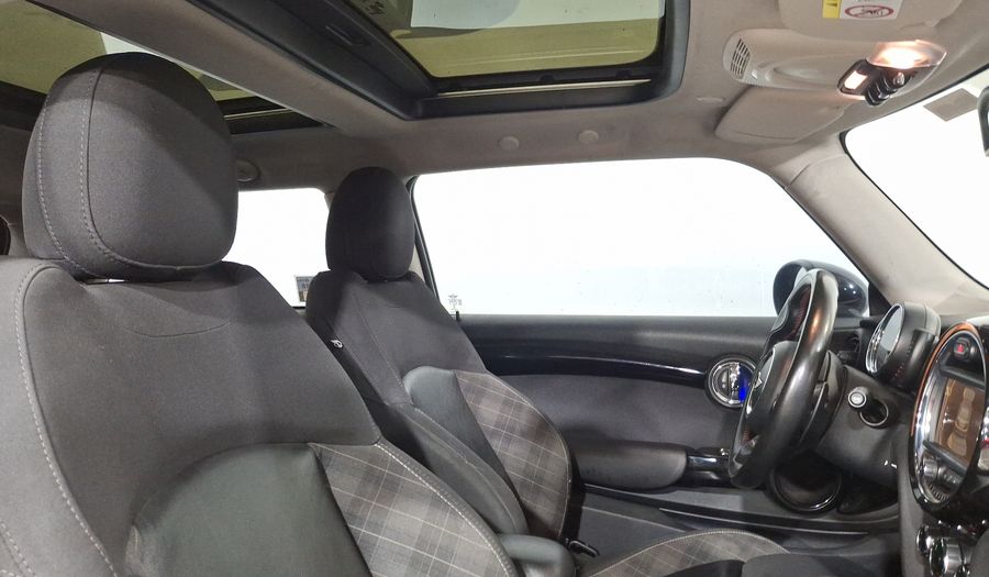Mini Cooper S 2.0 COOPER CHILI AT Hatchback 2016