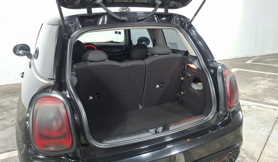 Mini Cooper S 2.0 COOPER CHILI AT Hatchback 2016