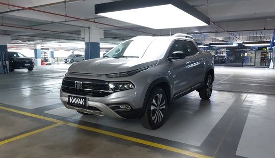 Fiat • Toro