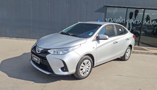 Toyota • Yaris