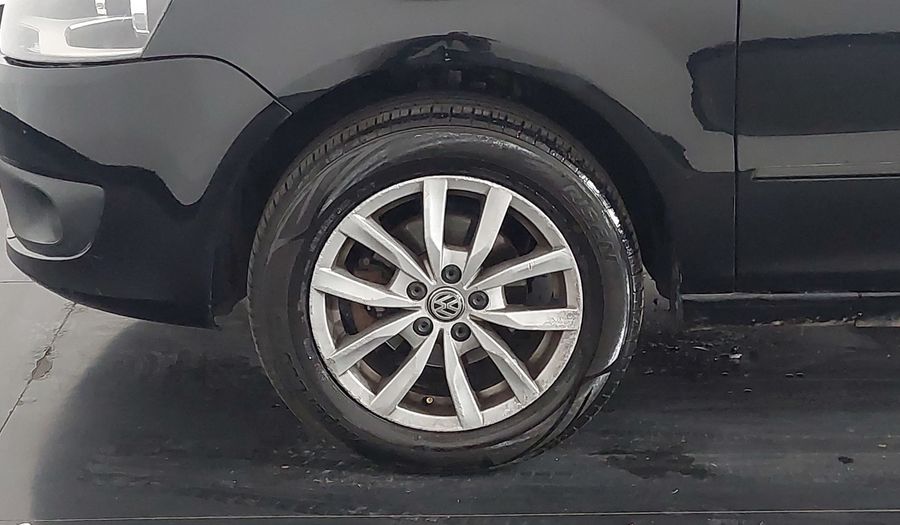 Volkswagen Fox 1.6 VHT TOTAL FLEX I-MOTION Hatchback 2013