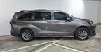 Toyota Sienna 2.5 HEV XLE AUTO Minivan 2023
