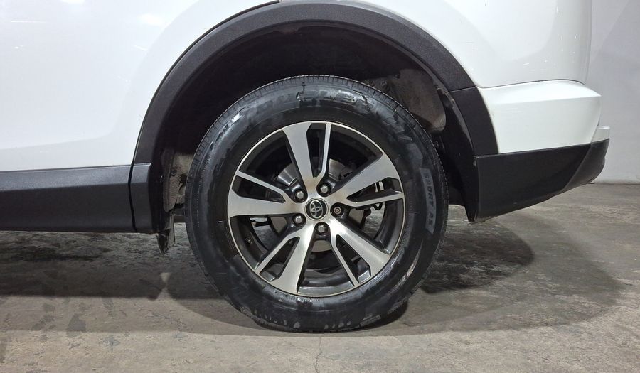 Toyota Rav4 2.5 XLE AWD AT Suv 2017