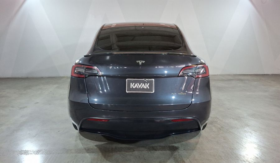 Tesla Model Y BEV LONG RANGE AUTO 4WD Suv 2024
