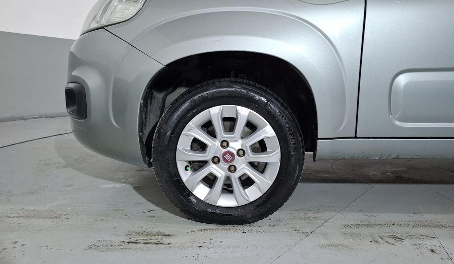 Fiat Uno 1.4 ATTRACTIVE Hatchback 2015