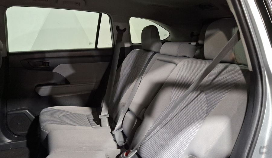 Toyota Highlander 3.5 LE AUTO Suv 2021