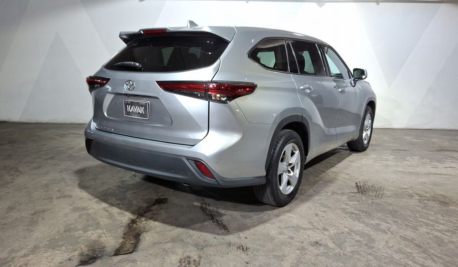 Toyota Highlander 3.5 LE AUTO Suv 2021