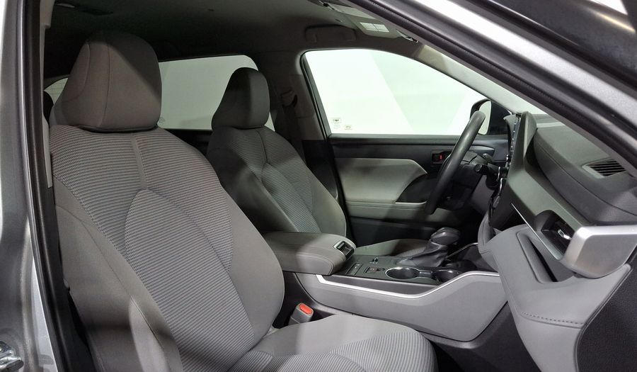 Toyota Highlander 3.5 LE AUTO Suv 2021