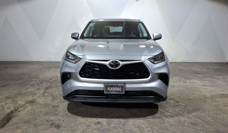 Toyota Highlander 3.5 LE AUTO Suv 2021