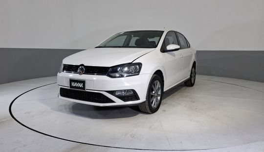 Volkswagen • Vento