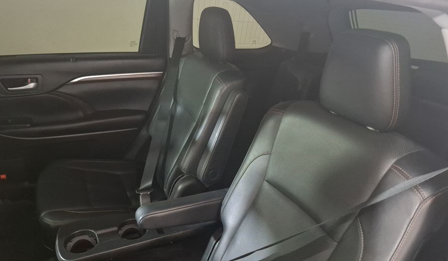 Toyota Highlander 3.5 LIMITED PANORAMA ROOF AT Suv 2016