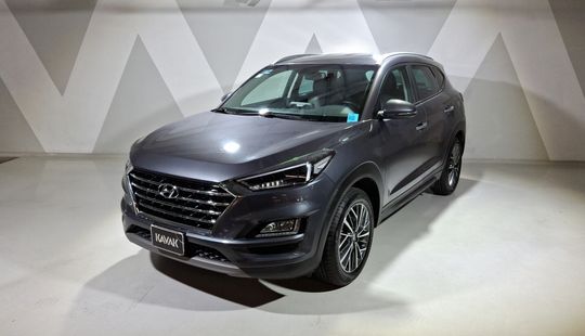 2019 • 53,705 km • Automático