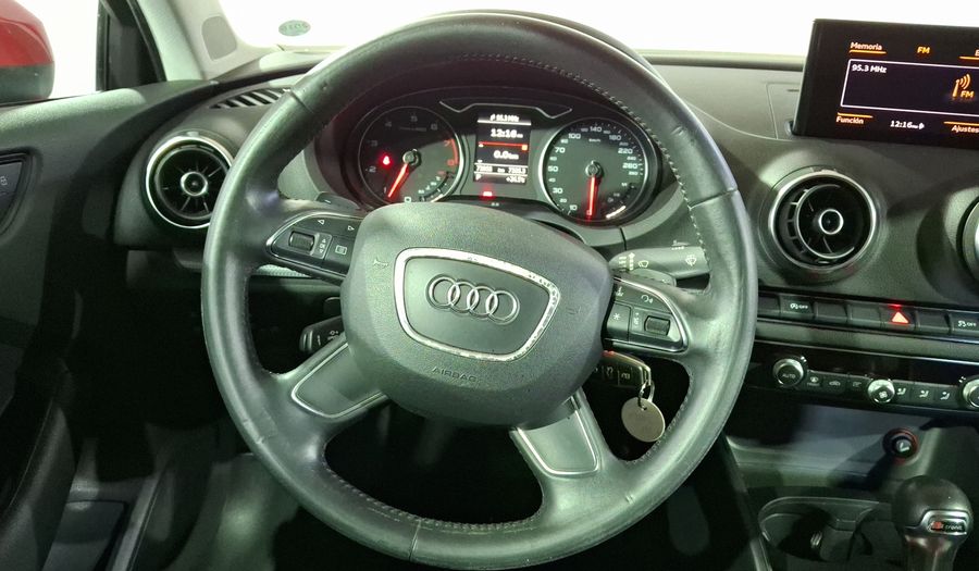 Audi A3 1.8 TFSI ATTRACTION PLUS S TRONIC Sedan 2014