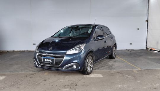 Peugeot • 208