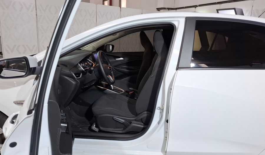 Chevrolet Onix + 1.0 TURBO LTZ AUTO Sedan 2023