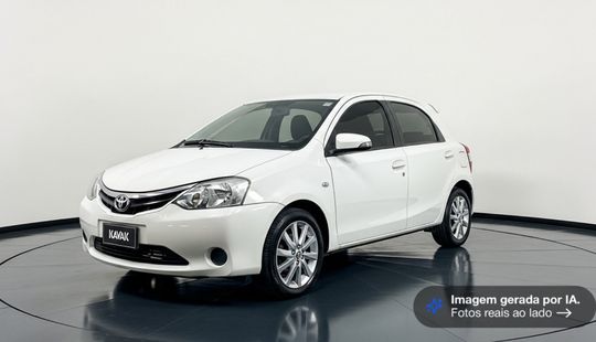 Toyota • Etios