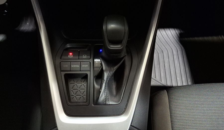 Toyota Rav4 2.5 LE AUTO Suv 2020