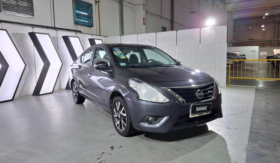 Nissan Versa 1.6 EXCLUSIVE AUTO Sedan 2019