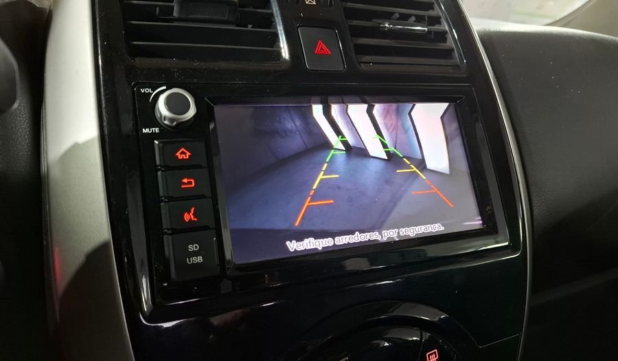 Nissan Versa 1.6 EXCLUSIVE AUTO Sedan 2019
