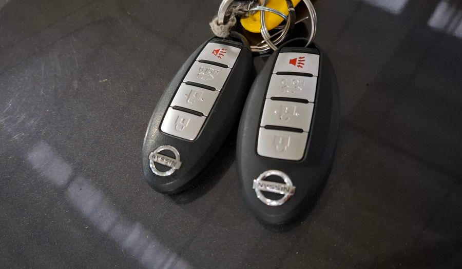Nissan Versa 1.6 EXCLUSIVE AUTO Sedan 2019