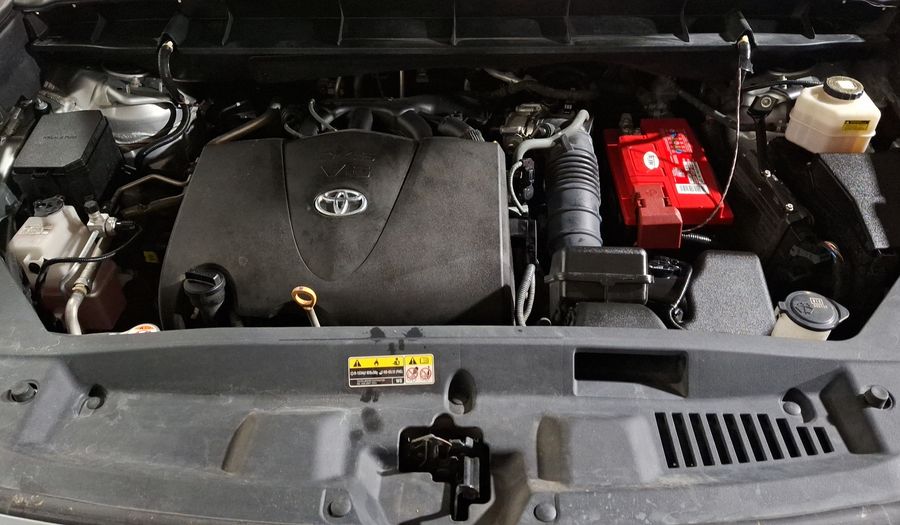 Toyota Highlander 3.5 XLE AUTO Suv 2021