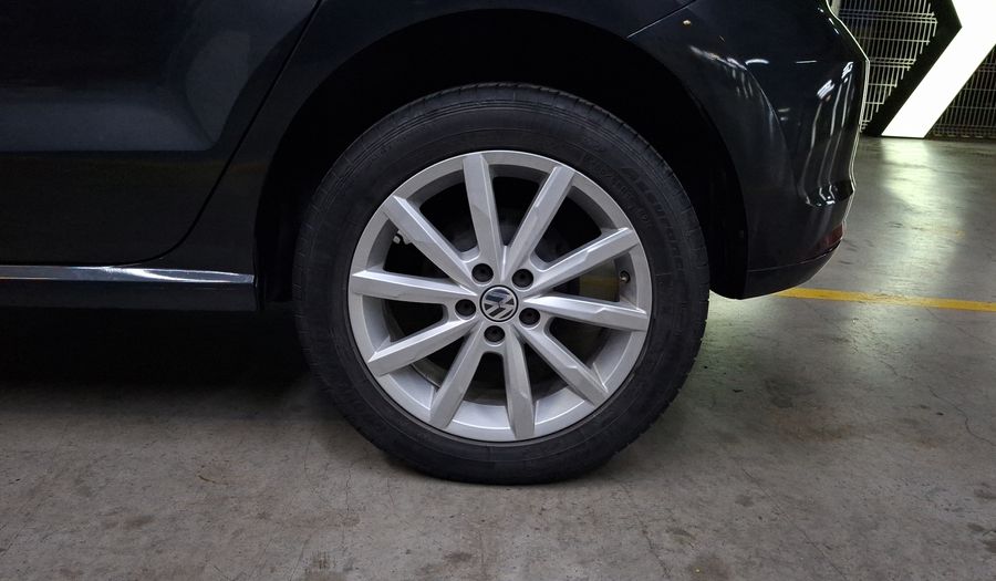 Volkswagen Polo 1.2 SPORTLINE DSG Hatchback 2018