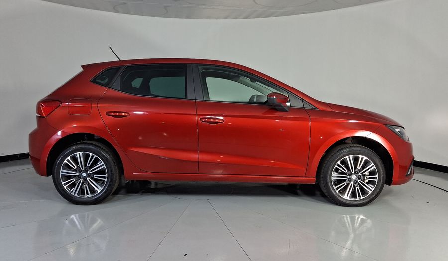 Seat Ibiza 1.6 STYLE AUTO Hatchback 2024