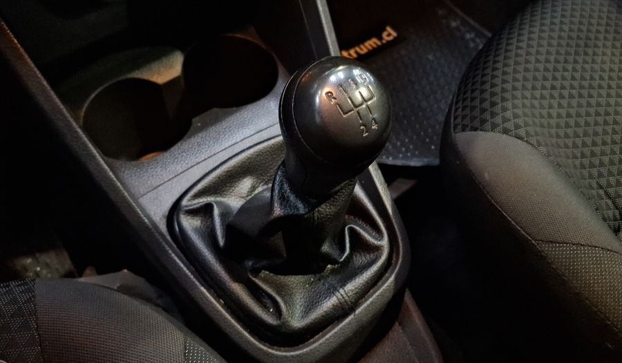 Volkswagen Voyage 1.6 COMFORTLINE Sedan 2023