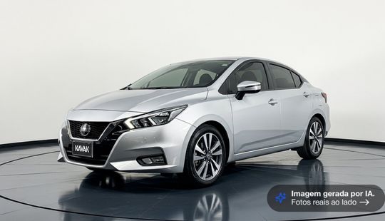 Nissan • Versa