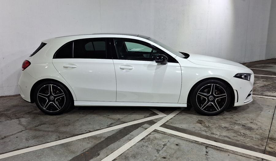 Mercedes Benz Clase A 1.3 200 SPORT DCT Hatchback 2021