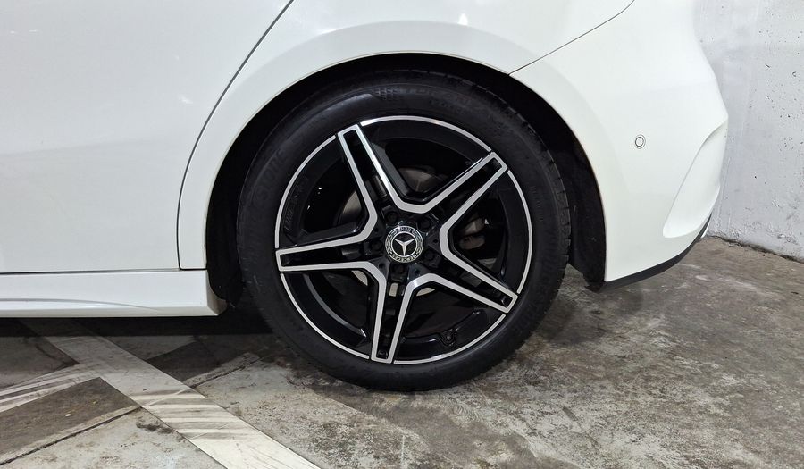 Mercedes Benz Clase A 1.3 200 SPORT DCT Hatchback 2021