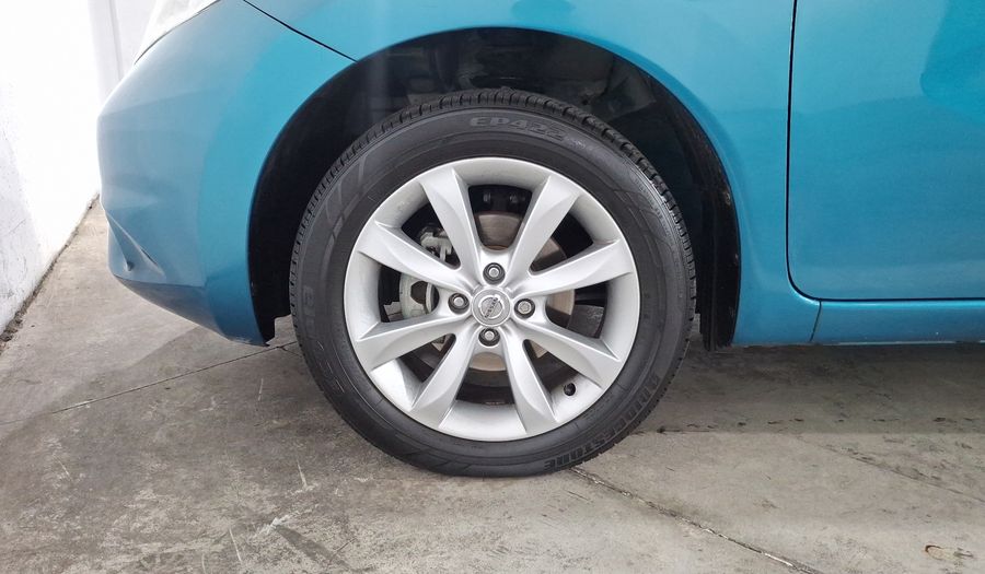 Nissan Note 1.6 ADVANCE MT Hatchback 2014