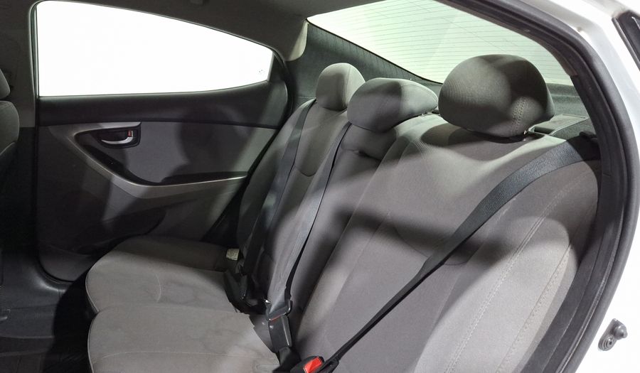 Hyundai Elantra 1.8 GLS AT Sedan 2016