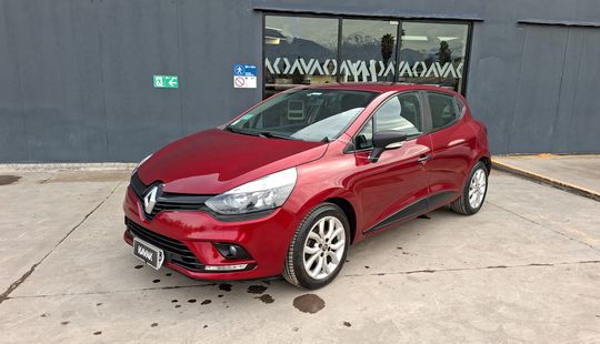 Renault • Clio