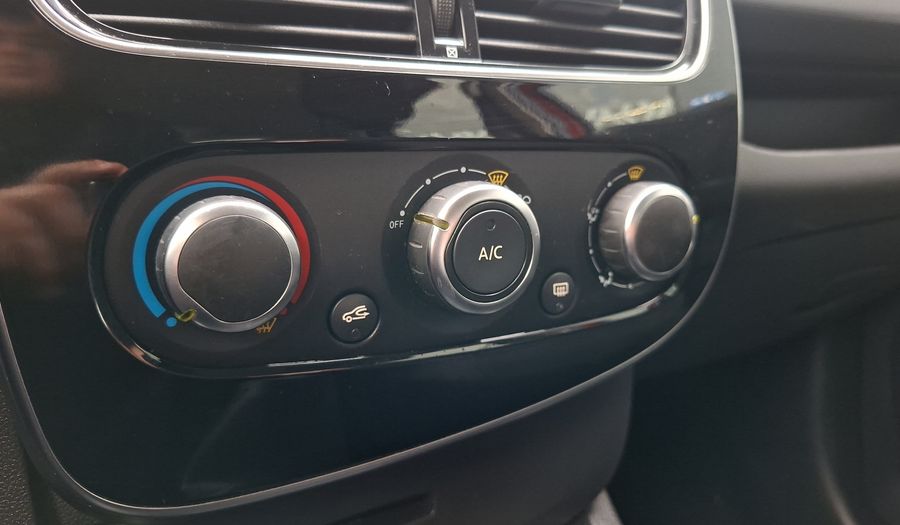 Renault Clio 1.2 AUTHENTIQUE Hatchback 2019