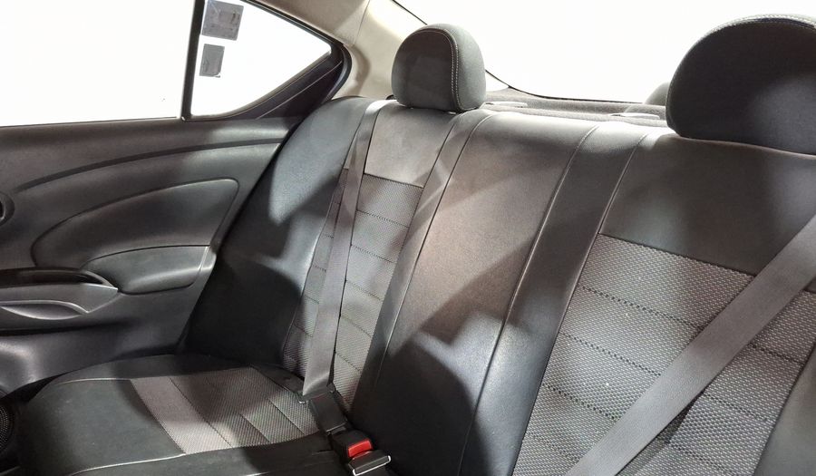 Nissan Versa 1.6 SENSE Sedan 2017