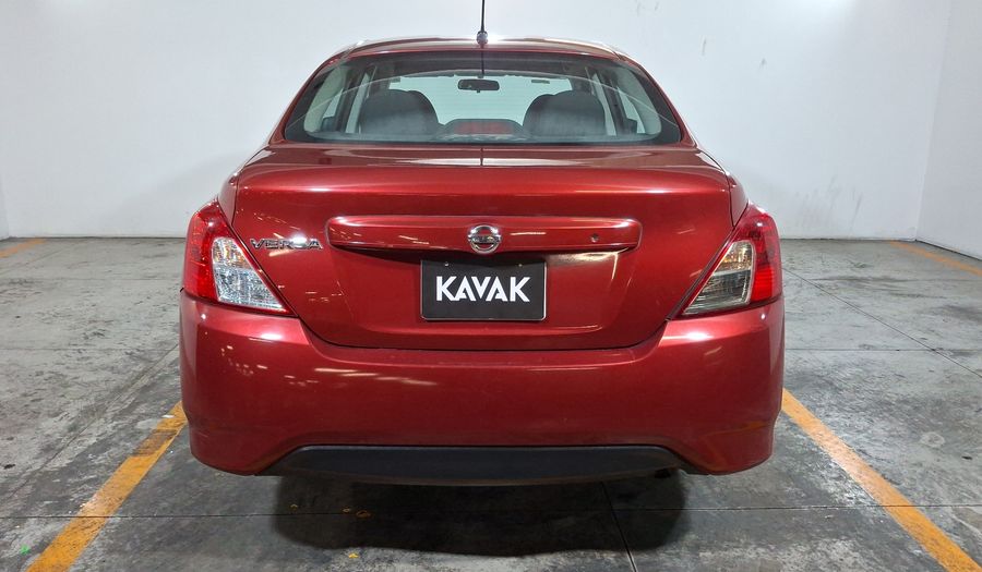 Nissan Versa 1.6 SENSE Sedan 2017