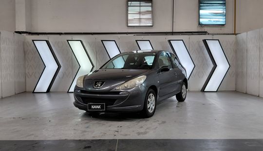 Peugeot • 207