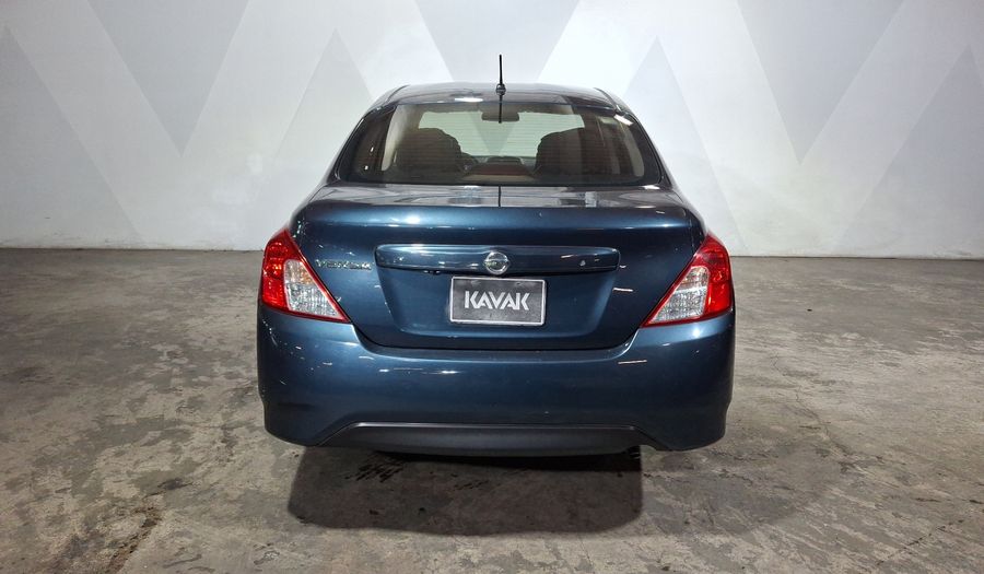 Nissan Versa 1.6 ADVANCE AUTO Sedan 2017