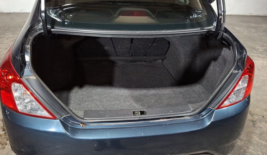 Nissan Versa 1.6 ADVANCE AUTO Sedan 2017
