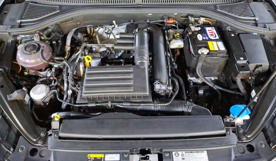 Volkswagen Jetta 1.4 R-LINE AUTO Sedan 2019